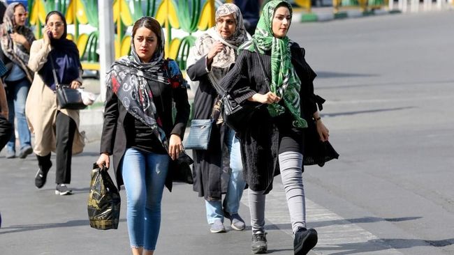 Wanita Yang Ingin Pergi Ke Pertandingan Sepak Bola Di Iran